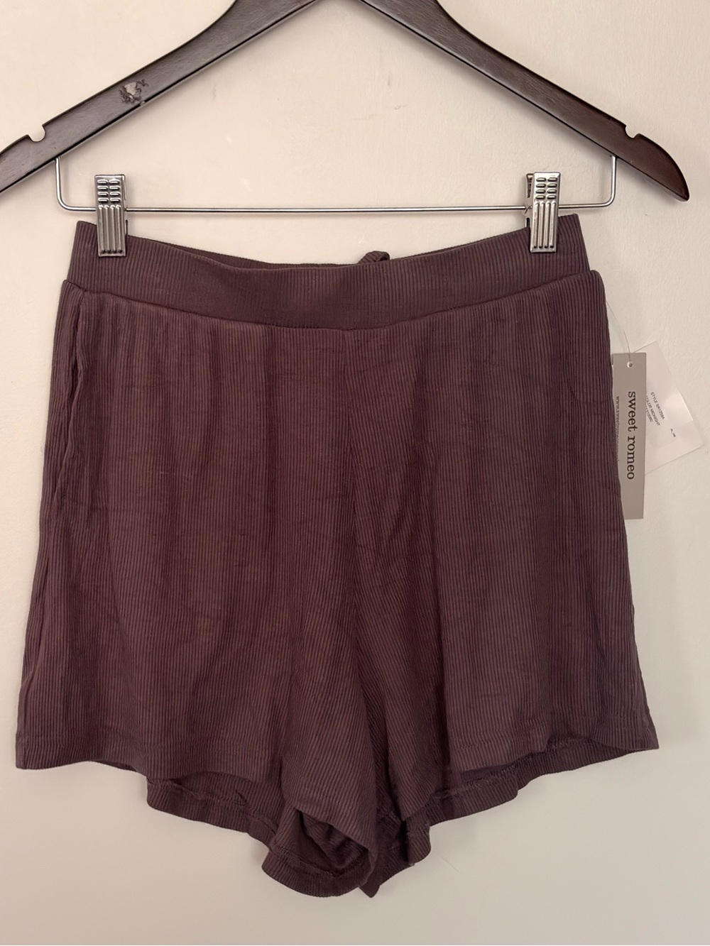 NWT Sweet Romeo Ribbed Mauve Women's Lounge Shorts - XS